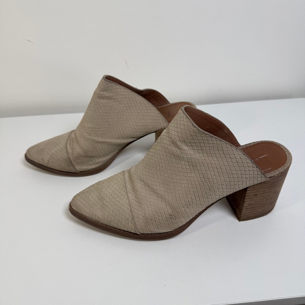 Report Tosh Mules Womens 9.5‎ Taupe Snakeskin Pointed Toe Block Heel Slides
